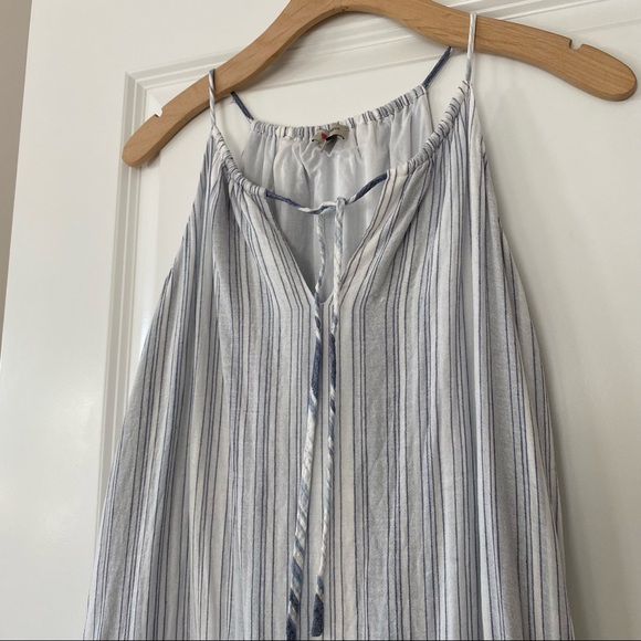 Cremieux Jamie Striped Maxi Dress w Ruffle Hem in Navy & Ivory/White - Picture 10 of 12